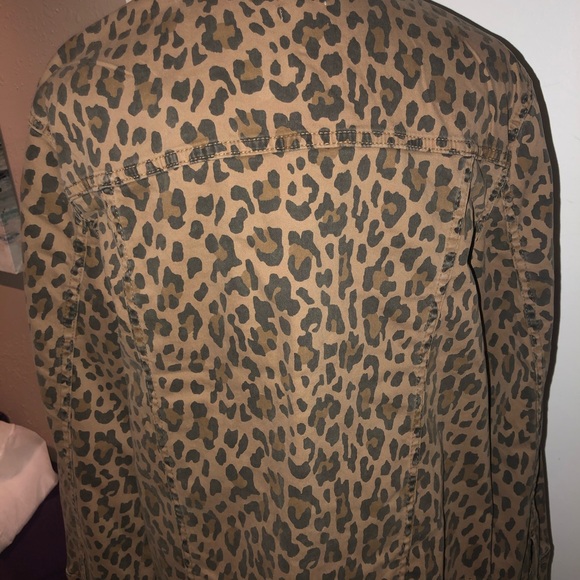 Kensie Cheetah Print Jacket - Picture 5 of 6